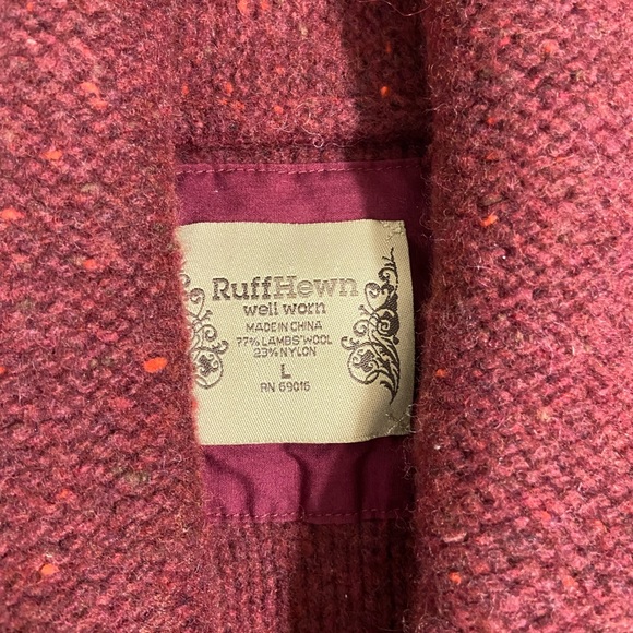 Wool Sweater - Picture 2 of 3